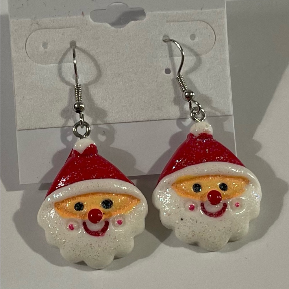NWT Festive Santa Claus Earrings